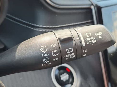 Used 2024 Jeep Grand Cherokee Altitude AWD/4WD image 27