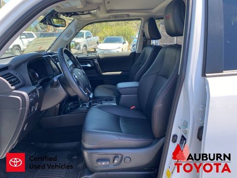 Certified 2024 Toyota 4Runner TRD Off-Road Premium w/ Moonroof Package AWD/4WD image 33