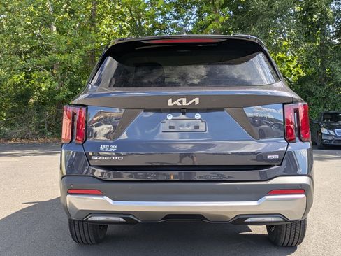 New 2026 Kia Sorento S w/ S Panoramic Sunroof Package image 5