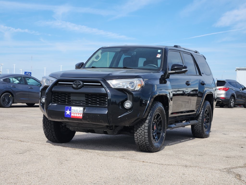 Used 2023 Toyota 4Runner SR5 Premium w/ Moonroof Package AWD/4WD image 2