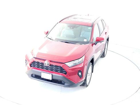 Certified 2025 Toyota RAV4 XLE Premium image 14