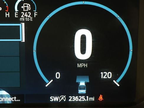 Used 2023 Ford F150 Lariat w/ Equipment Group 502A High image 24