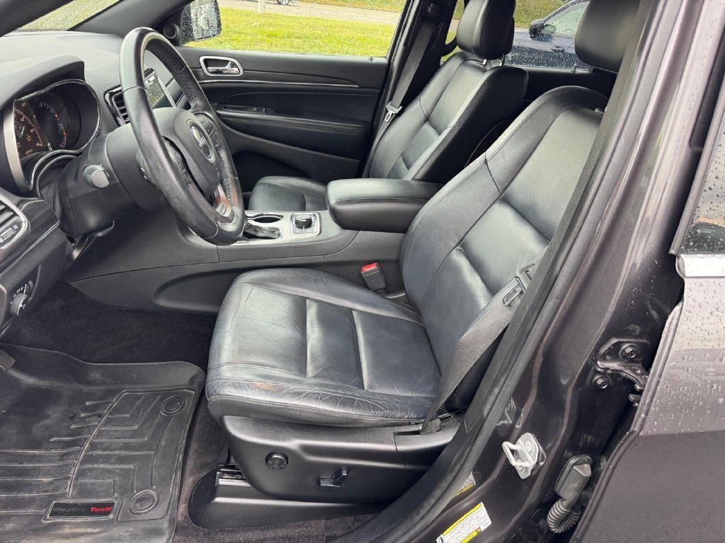 Used 2019 Jeep Grand Cherokee Limited AWD/4WD image 7