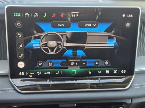 New 2026 Volkswagen Tiguan SE image 16