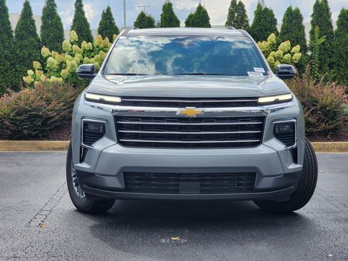 New 2025 Chevrolet Traverse LT w/ Driver Confidence Package image 5