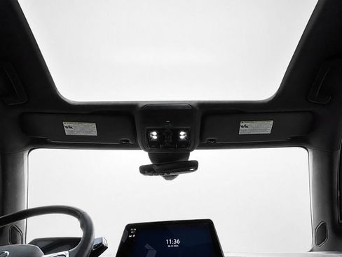 Certified 2023 Volkswagen ID.4 Pro S AWD/4WD image 31
