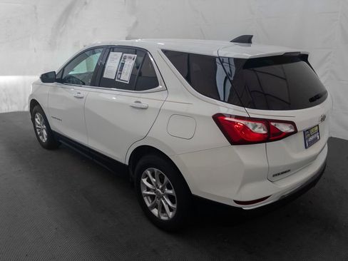 Used 2020 Chevrolet Equinox LT w/ Driver Convenience Package image 5