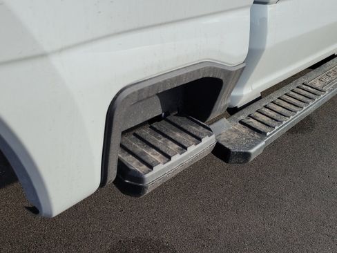 New 2026 Ford F250 XLT w/ XLT Premium Package image 9