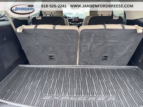 Used 2023 Ford Explorer Limited w/ Equipment Group 301A AWD/4WD image 30