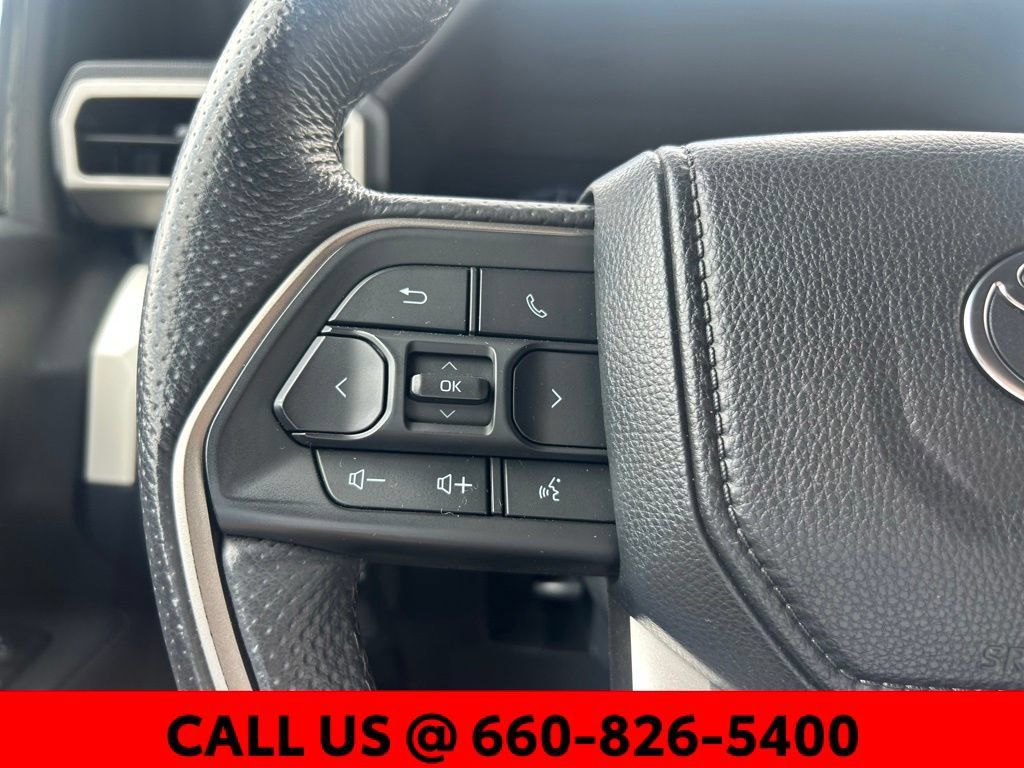 Used 2024 Toyota Tacoma TRD Off-Road AWD/4WD image 13