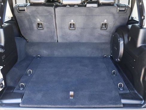 Used 2022 Jeep Wrangler Unlimited Sahara AWD/4WD image 6