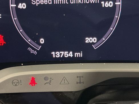 Certified 2022 Porsche Taycan RWD image 29