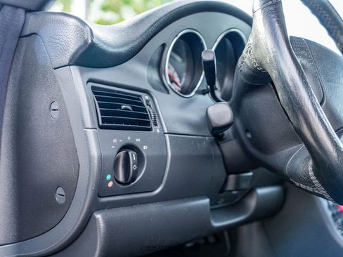 Used 2003 Mercedes-Benz SLK 32 AMG image 33