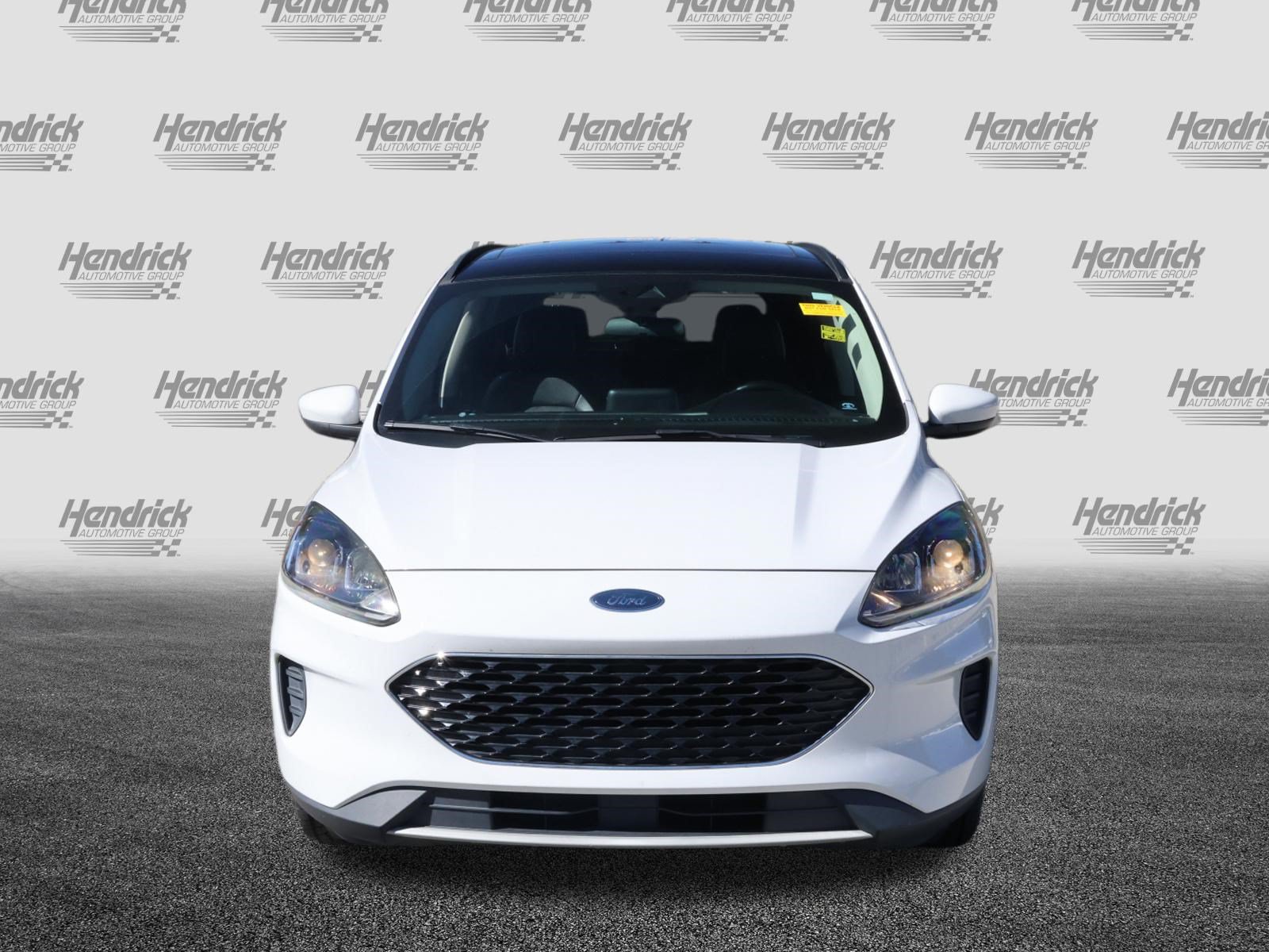 Used 2020 Ford Escape SE FWD image 3