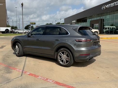 Used 2019 Porsche Cayenne AWD/4WD image 3