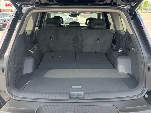 New 2026 Kia EV9 Wind image 7