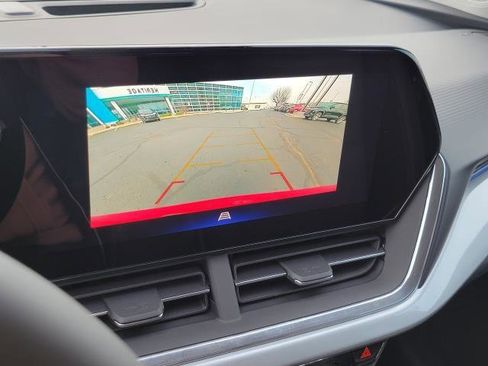 New 2026 Chevrolet Trax LT w/ Driver Confidence Package image 18