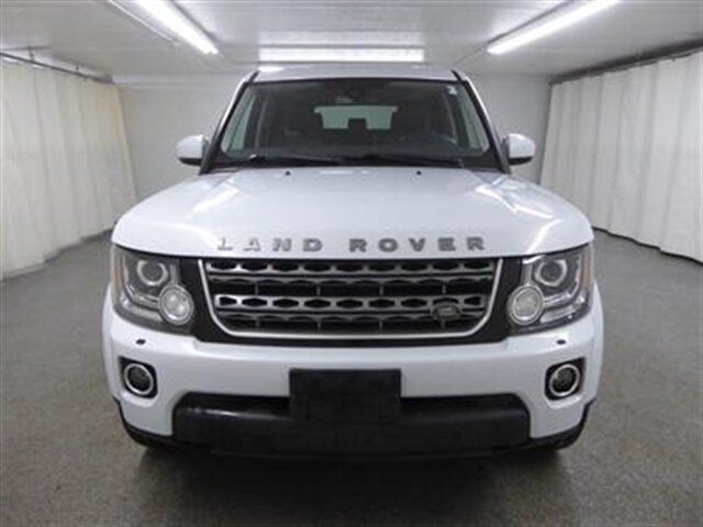 Used 2015 Land Rover LR4 HSE AWD/4WD image 2