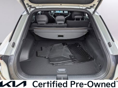 Used 2022 Kia EV6 GT-Line RWD image 9
