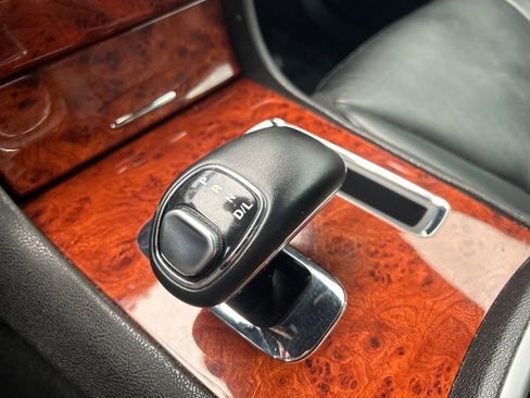 Used 2014 Chrysler 300 image 26