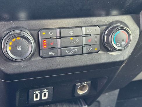 Used 2019 Ford F150 XLT w/ Equipment Group 302A Luxury image 39