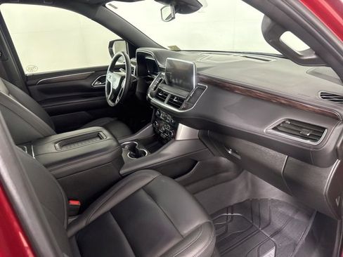 Certified 2024 Chevrolet Tahoe Z71 w/ Luxury Package image 13