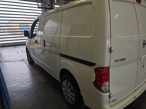 Used 2021 Nissan NV200 SV FWD image 4
