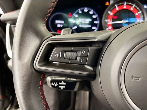 Used 2022 Porsche 911 Targa 4S image 22