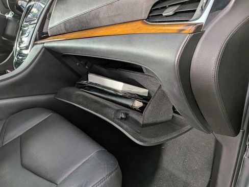 Used 2017 Cadillac Escalade Premium Luxury image 37