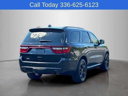 Used 2023 Dodge Durango R/T AWD/4WD image 5