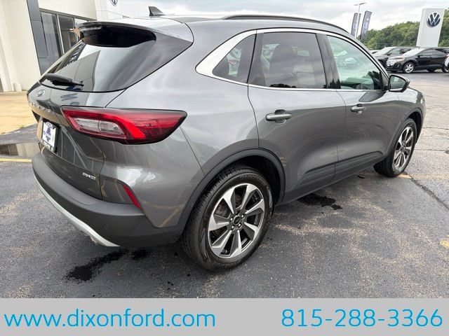 Used 2023 Ford Escape Platinum AWD/4WD image 9