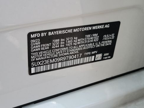 Used 2024 BMW X7 xDrive40i w/ Premium Package AWD/4WD image 34