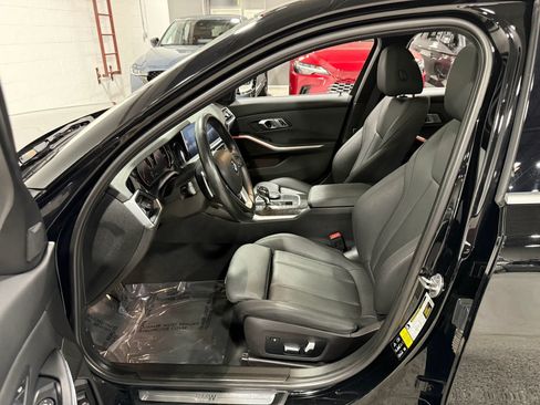 Used 2020 BMW 330i xDrive Sedan AWD/4WD image 14