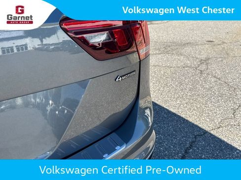 Certified 2023 Volkswagen Tiguan SE w/ Panoramic Sunroof Package AWD/4WD image 32