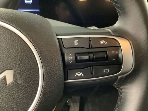 Certified 2024 Kia Sportage EX AWD/4WD image 16