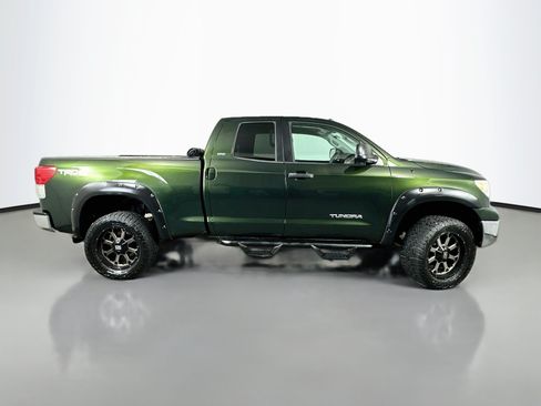 Used 2011 Toyota Tundra 4x4 Double Cab w/ TRD Off-Road Pkg image 8
