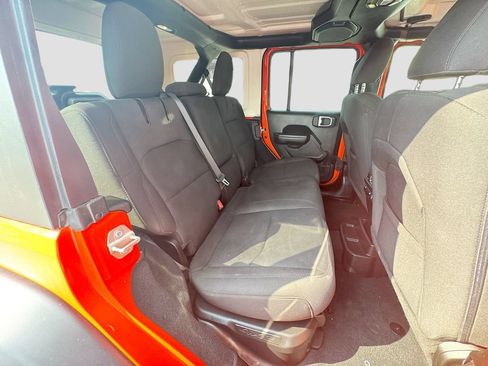Certified 2023 Jeep Wrangler Unlimited AWD/4WD image 30