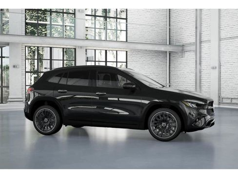 New 2026 Mercedes-Benz GLA 250 image 13