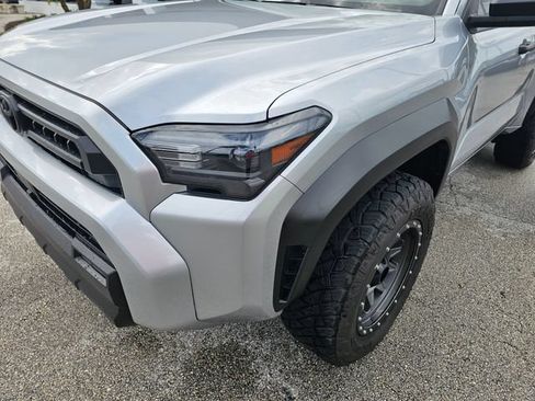 Used 2025 Toyota 4Runner SR5 AWD/4WD image 16
