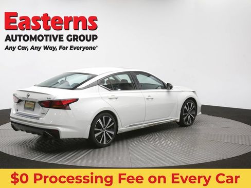Used 2022 Nissan Altima 2.0 SR FWD image 42
