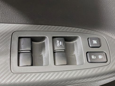 Used 2024 Mitsubishi Eclipse Cross SE image 15