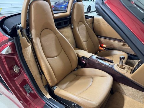 Used 2011 Porsche Boxster Base 2dr Convertible image 23