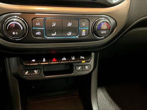 Used 2021 GMC Canyon Denali AWD/4WD image 16