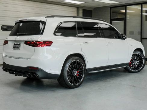 Used 2026 Mercedes-Benz GLS 63 AMG 4MATIC image 45
