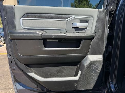 Used 2019 RAM 3500 Big Horn AWD/4WD image 18