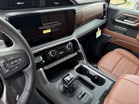 New 2026 GMC Sierra 1500 Denali Ultimate AWD/4WD image 12