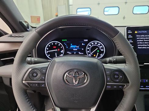 Used 2021 Toyota Avalon Limited w/ Advanced Safety Package AWD/4WD image 19