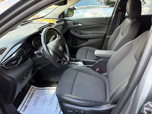 Used 2023 Buick Encore GX Select FWD image 9