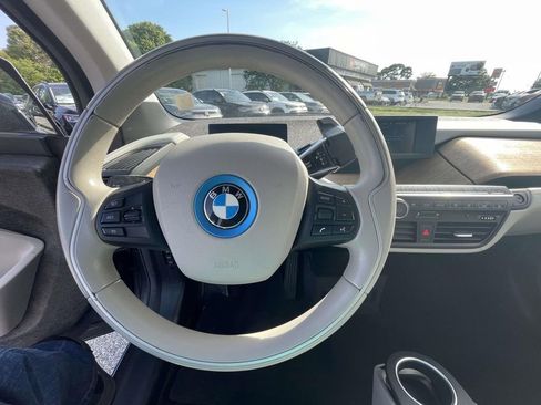 Used 2016 BMW i3 w/ Range Extender RWD image 8