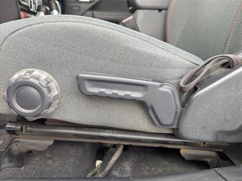 Used 2024 Jeep Wrangler Rubicon w/ Capability Package image 11